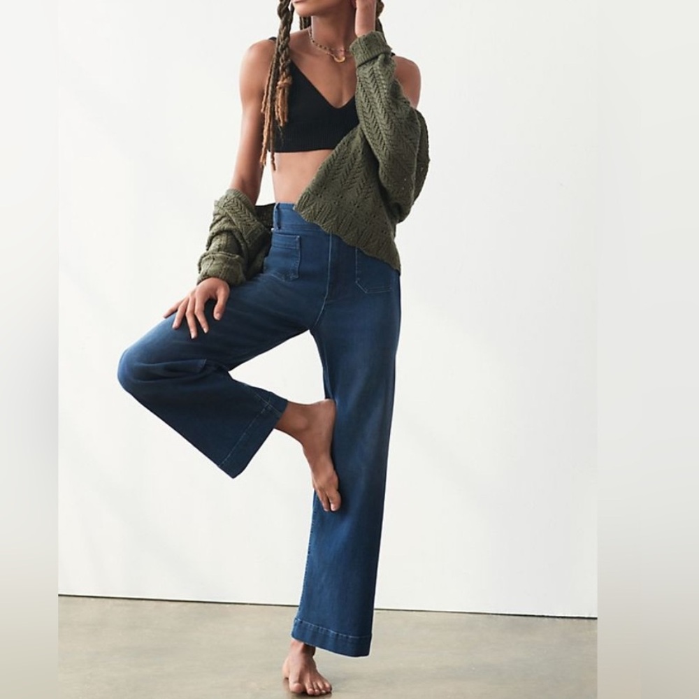 Pilcro Blue Flare Jeans High-Waisted Vintage Style